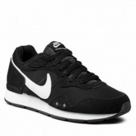 NIKE VENTURE RUNNER SUEDE